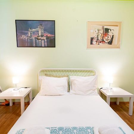Ampelokipi Metro St. 2 Bedrooms 6 Pers. Apartment Atény Exteriér fotografie