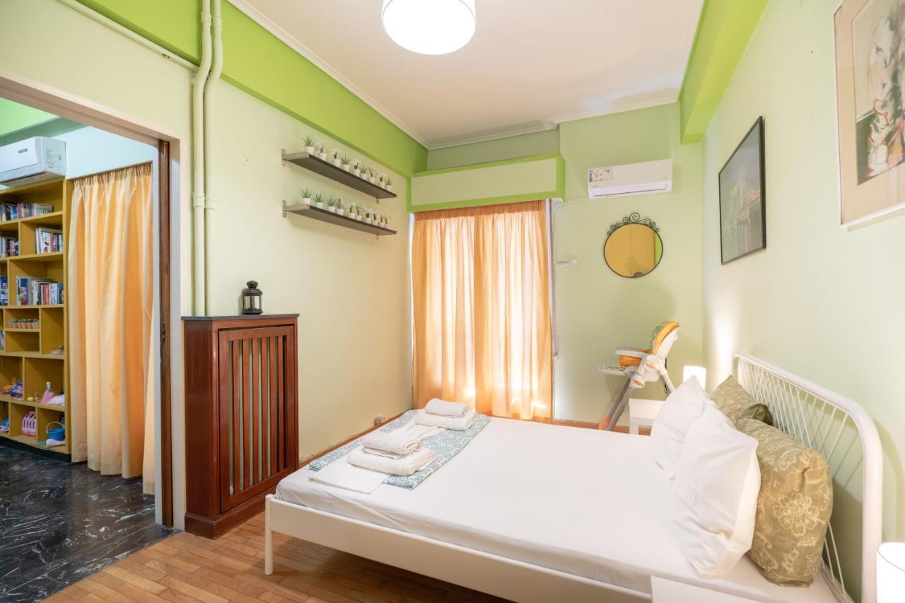 Ampelokipi Metro St. 2 Bedrooms 6 Pers. Apartment Atény Exteriér fotografie