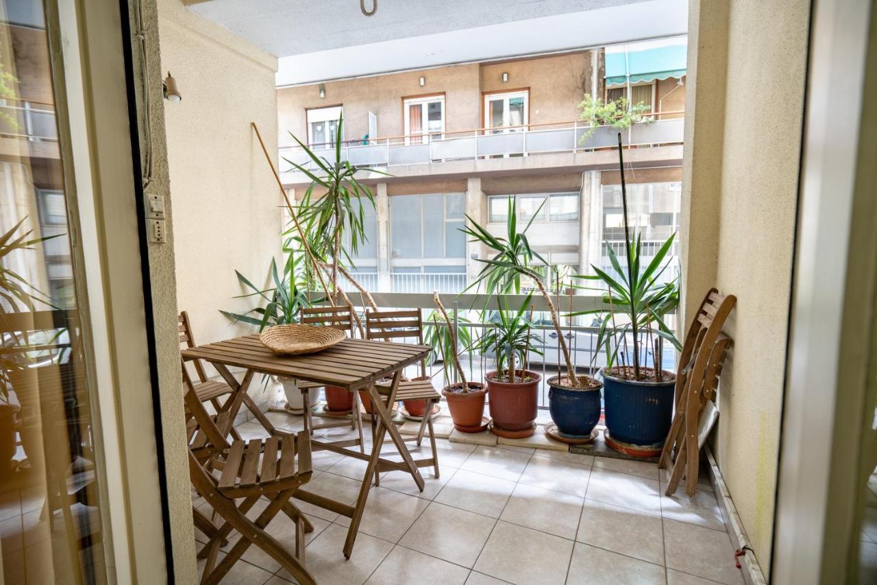 Ampelokipi Metro St. 2 Bedrooms 6 Pers. Apartment Atény Exteriér fotografie